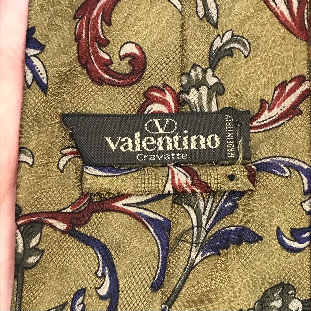 Vintage Valentino tie Cravatte handmade Italian silk mens